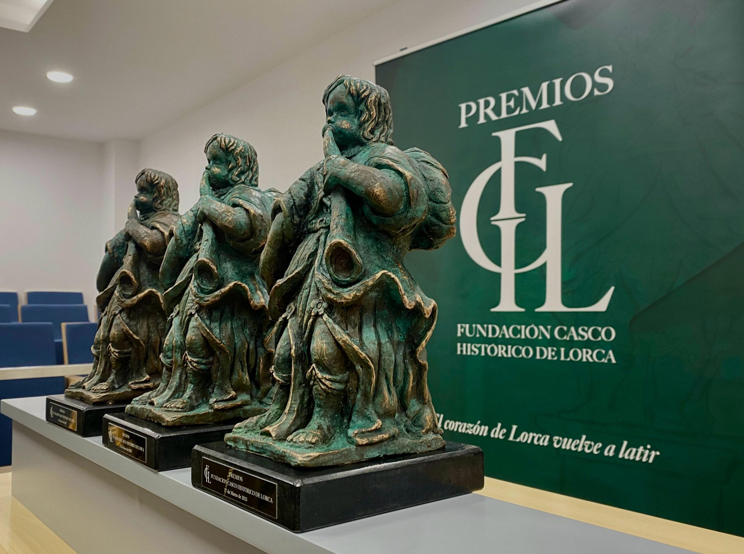 facdf54c-c287-4c5f-9de7-dea30c327e3c